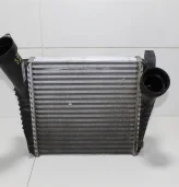 Интеркулер VOLKSWAGEN TOUAREG 2015 7L6145803D FL/NF, левый (7L6145803D, 7L6145803F, 7L6145803H, 7L6145803J, 95511063910, 95511063911, 958145803)