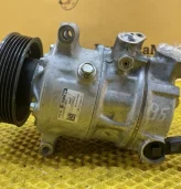Компрессор кондиционера Audi A4 2014 8K0260805E B8 CJEB (8K0260805E)