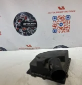 Крышка корпуса воздушного фильтра VW Passat 2015 1K0129607BC B8 CVCA (1K0129607BC)