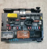 Блок предохранителей Citroen C4 9664706280 (9664706280, 6500FT, 9807028880, 9675878480, 9807028780, 6500FR, 9664706280, 9666700480)