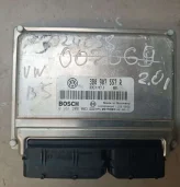 Блок управления двигателем Volkswagen Passat 2001 (3B0907557R, 0261208003, Me75)