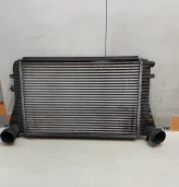 Интеркулер Volkswagen Golf 6 (1K0145803CD)