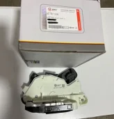 Замок двери Volkswagen 5K1837015H, передний левый (5K1837015H, 5K1837015D)