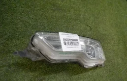 Противотуманка (ПТФ) передняя левая для Ford Explorer на фотографиях