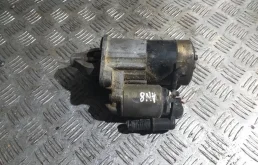 Стартер для Hyundai Matrix 2006 года на фотографиях