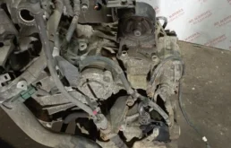 АКПП для Nissan Serena 2001 года на фотографиях