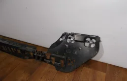 Кронштейн заднего бампера правый для BMW 5er 2019 года на фотографиях