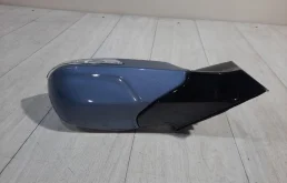 Стекла и зеркала для Hyundai i40 2011 года на фотографиях