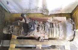 Двигатель без навесного для Mitsubishi Pajero 2012 года на фотографиях