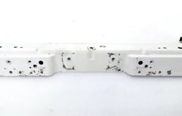 Панель радиатора (телевизор) для Chevrolet Cruze 2013 года на фотографиях