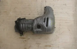 Выпускной коллектор для Toyota RAV4 на фотографиях