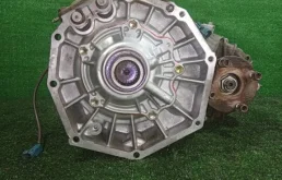 Раздатка для Toyota Land Cruiser Prado 2005 года на фотографиях