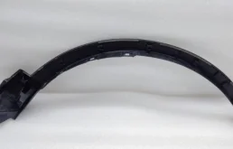 Молдинг крыла передний левый для Toyota RAV4 2018 года на фотографиях