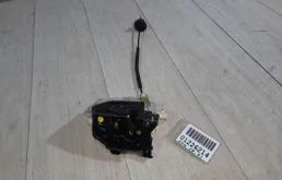 Замок задней левой двери для Audi Q5 2009 года на фотографиях