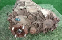 Раздатка для Toyota Land Cruiser Prado 2005 года на фотографиях