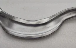 Рычаг задний правый нижний для Volkswagen Touareg 2020 года на фотографиях