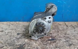 Стартер для Nissan Pathfinder 2008 года на фотографиях