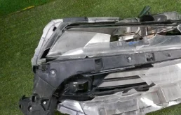 Фары для Toyota Alphard на фотографиях