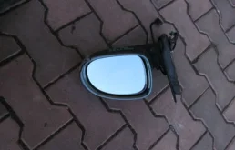 Зеркало боковое левое для Volkswagen Passat 2009 года на фотографиях