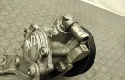 Насос ГУР для BMW X3 2006 года на фотографиях