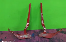 Петля капота левая для Skoda Rapid 2013 года на фотографиях