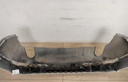 Бампер задний для Audi Q7 2008 года на фотографиях