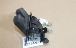 Замок багажника для Audi Q7 на фотографиях