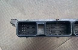 Блок управления двигателем для Nissan Tiida на фотографиях