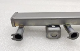 Топливная рампа для Toyota RAV4 на фотографиях