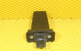 Ограничитель двери передней левой для Skoda Rapid на фотографиях