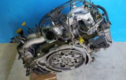 Двигатель без навесного для Subaru Legacy B4 на фотографиях