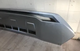 Накладка переднего бампера для Mitsubishi Pajero Sport 2024 года на фотографиях