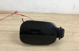 Лючок топливного бака для Audi Q7 4M 2015+