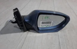 Стекла и зеркала для Hyundai i40 2011 года на фотографиях