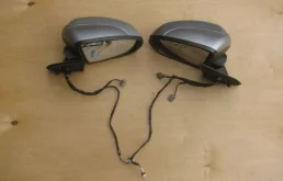 Накладка зеркала правого для Nissan Qashqai 2010 года на фотографиях