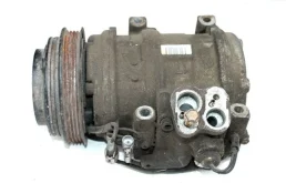 Компрессор кондиционера для Toyota Land Cruiser 2001 года на фотографиях