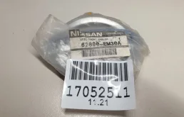 Решетка радиатора для Nissan Tiida на фотографиях