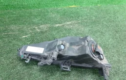 Противотуманка (ПТФ) передняя правая для Skoda Rapid 2023 года на фотографиях