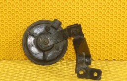 Звуковой сигнал для Hyundai Solaris 2012 года на фотографиях