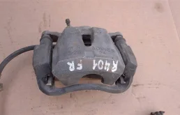 Суппорт передний правый для Toyota RAV4 XA40 2013-2015