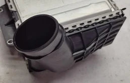 Интеркулер для Mercedes-Benz C class 2020 года на фотографиях