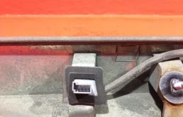 Накладка двери багажника для Opel Zafira на фотографиях