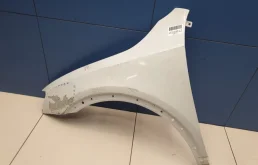 Крылья для Audi Q3 2016 года на фотографиях