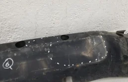 Усилитель переднего бампера для Mitsubishi Pajero Sport 2024 года на фотографиях