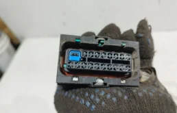 Проводка моторного отсека для Chevrolet Cruze на фотографиях