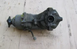 нужен задний редуктор   38420CA000 (38420CA000) для Renault Koleos HY0 2008-2016