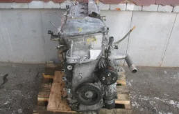 Блок цилиндров ДВС (без ГБЦ) для Toyota RAV4 2005 года на фотографиях