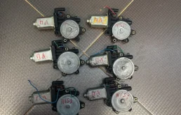 Мотор стеклоподъемника передний левый для Nissan Almera Classic на фотографиях