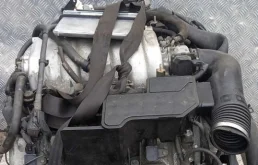 Двигатель для Lexus LS 2002 года на фотографиях