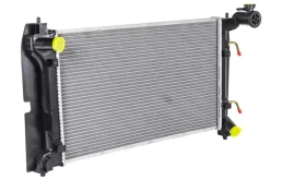 Радиатор охлаждения ДВС для Toyota Corolla на фотографиях